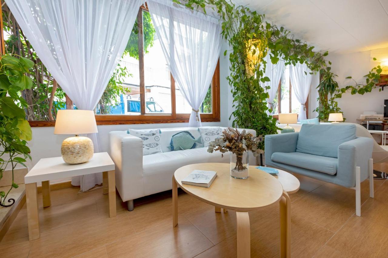 Hostal Manolita ซานอันโตนิโอ ภายนอก รูปภาพ
